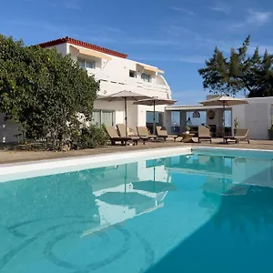 Hotel Hélène Holidays&retreats, Corralejo